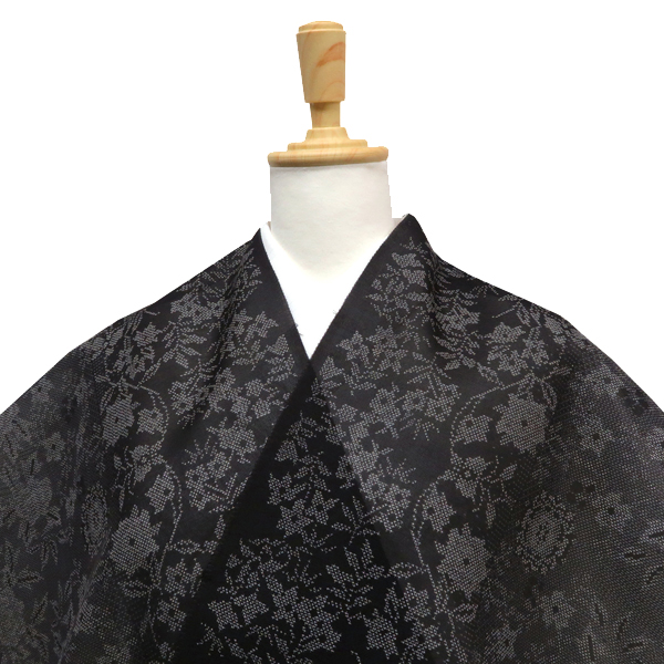伝統工芸士 白川貞夫 白新染織 越後夏大島物語 着物 紗紬 黒 唐草［118,000円］ 枚目