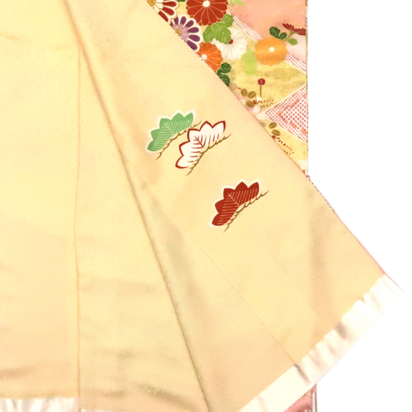 吉澤の友禅 振袖 古典柄 貝桶 菊 正絹 黄色 クリーム色 ピンク  成人式［264,000円］ 枚目