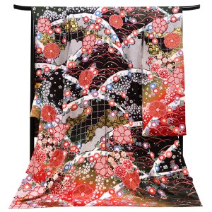 滝泰 振袖 絞り 遠山 桜 菊 黒［198,000円］