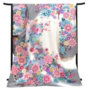 仕立て上がり 振袖 正絹 辻が花調 松 楓 疋田 白［110,000円］