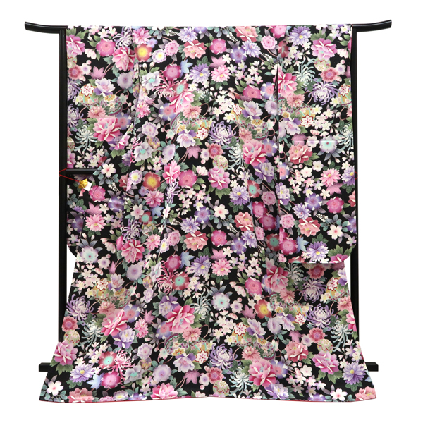仕立て上がり 振袖 銀通し 絹 牡丹 菊 桜 毬 黒［99,000円］ 枚目