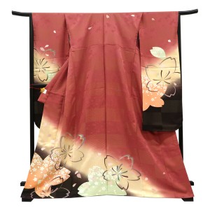 仕立て上がり 振袖 金通し 絹 市松 桜 浅緋色［88,000円］