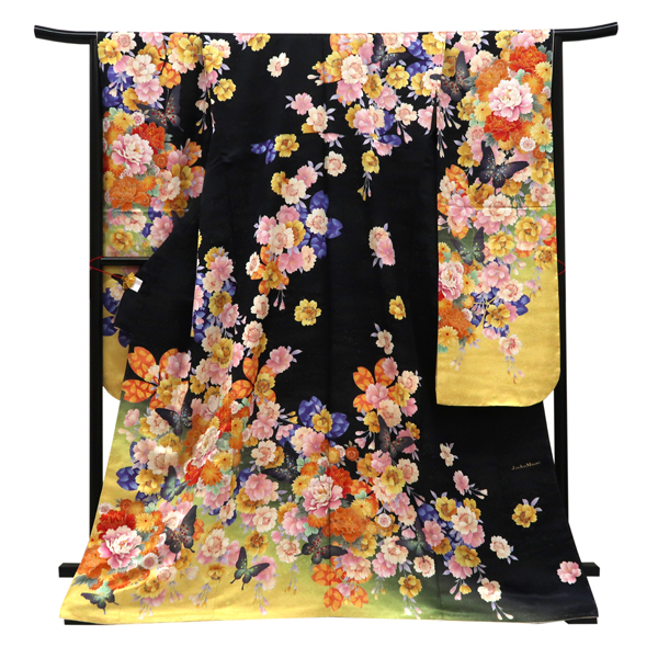 仕立て上がり 振袖 銀通し 絹 牡丹 桜 菊 蝶 黒［99,000円］ 枚目
