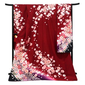 仕立て上がり 振袖 銀通し 絹 桜 蝶 匹田 赤［99,000円］