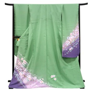 仕立て上がり 振袖 正絹 桜 黄緑［88,000円］