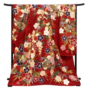 仕立て上がり 振袖 正絹 梅 竹 桜 赤［110,000円］