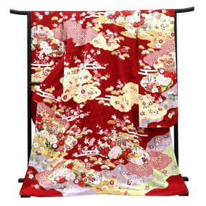 仕立て上がり 振袖 正絹 雲取り エ霞 貝桶 四季花 赤［110,000円］