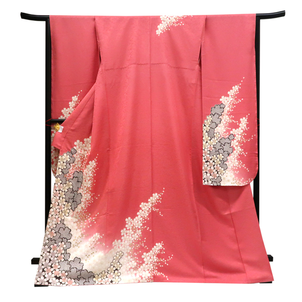 仕立て上がり 振袖 銀通し 絹 桜 匹田 コーラルピンク［88,000円］ 枚目