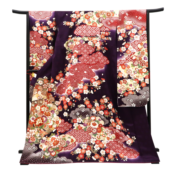 仕立て上がり 振袖 正絹 雲取り 几帳 貝桶 匹田 牡丹 桜 菊 梅 紫［110,000円］ 枚目
