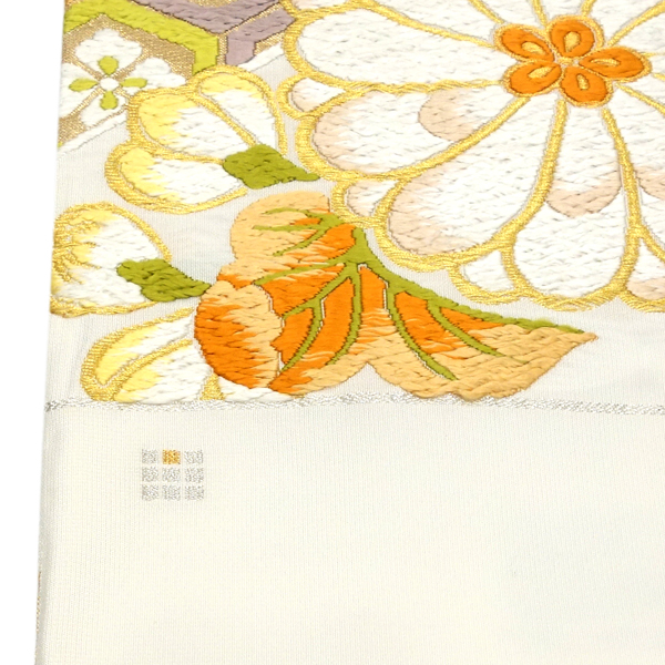 洛陽織物 唐織袋帯 西陣織 絹 菊 七宝 亀甲 白［242,000円］ 枚目