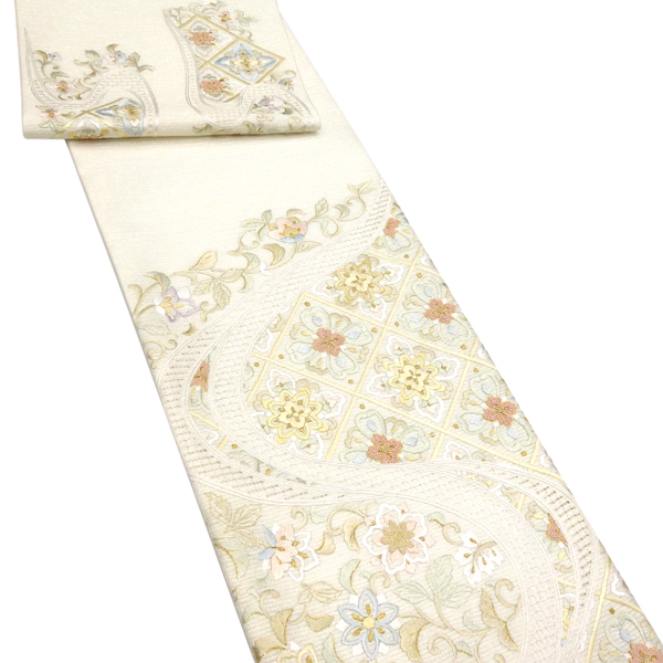 尾峨佐染繍 刺繍袋帯 絹 菱 流水 唐草 白［242,000円］ 枚目