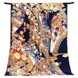 桂由美 関芳 振袖 正絹 花車 遠山 雲取り 四季花 紺［187,000円］